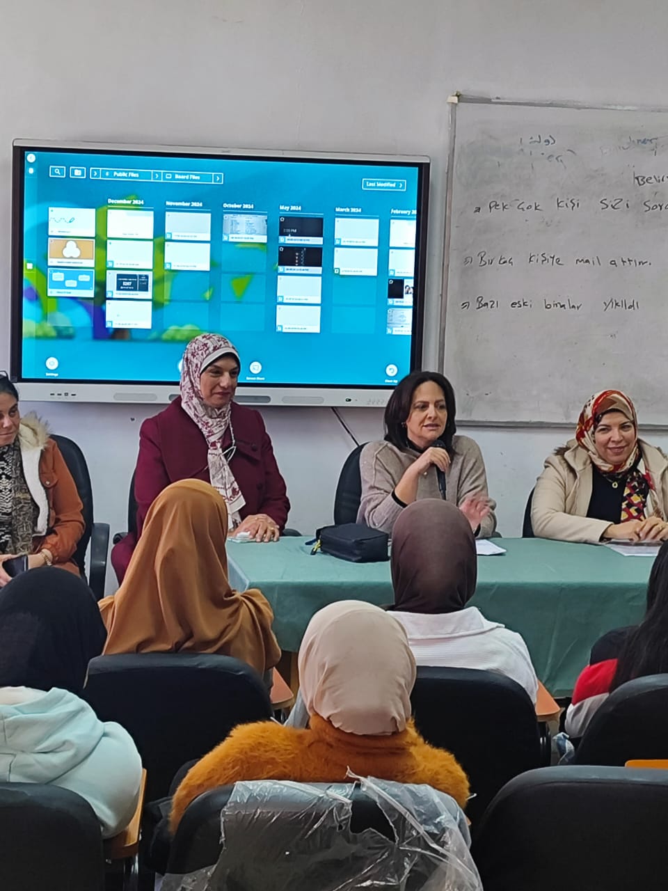 قطاع شئون البيئة وخدمة المجتمع يعقد ندوة بعنوان السياحة الداخلية: كيف يمكن اكتشاف مصر من قبل أبنائها"