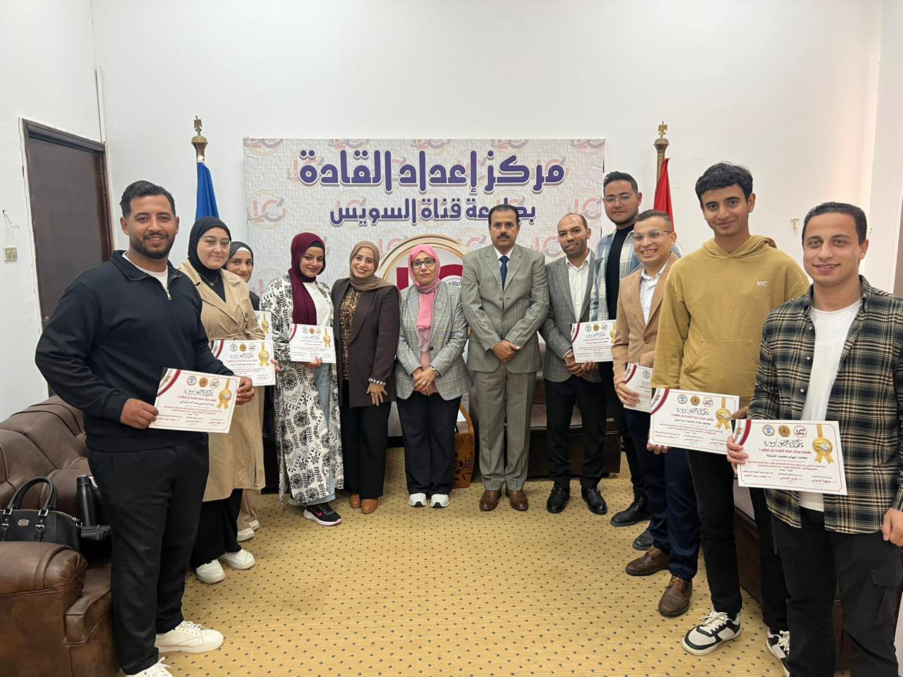 كلية السياحة والفنادق تختتم فعاليات النسخة الأولى من برنامج "إعداد قادة المستقبل"،