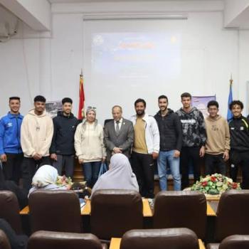 فريق كلية السياحة والفنادق لكرة القدم الخماسية يحصد المركز الثاني ببطولة كأس الشهداء