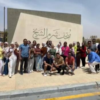 طلاب الفرقتين الثالثة والرابعة في زيارة علمية لشرم الشيخ ودهب