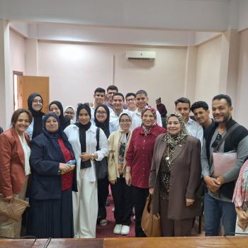 قطاع شئون خدمة المجتمع وتنمية البيئة يعقد ندوة توعوية بعنوان"تنمية الأسرة المصرية فى ضوء الخطة الاستراتيجية الشاملة للدولة ٢٠٣٠ "